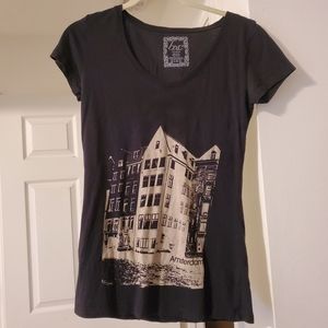 V-neck Amsterdam Graphic Tee